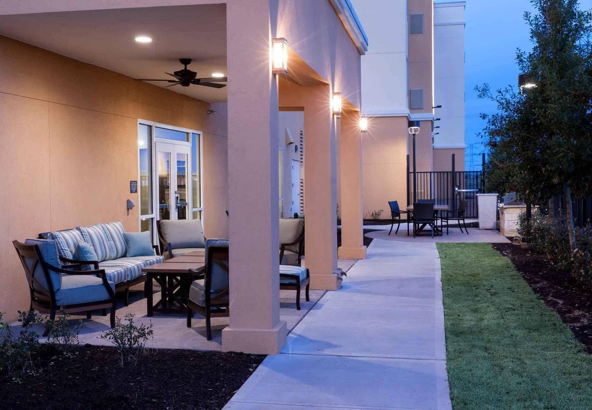 Residence Inn By Marriott Dallas Plano/Richardson Екстериор снимка